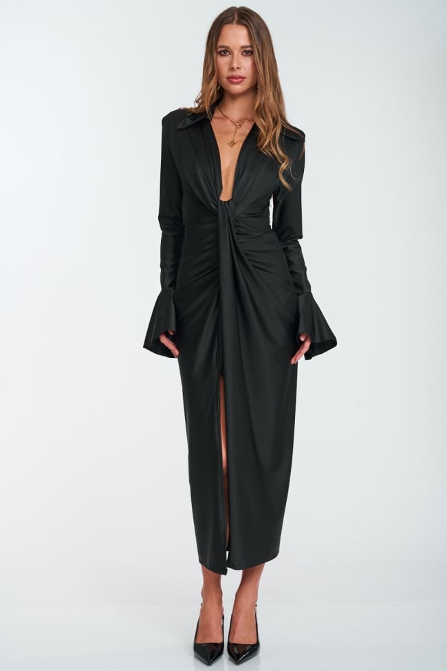 Φόρεμα Maxi Σατινέ με Βαθύ Ντεκολτέ